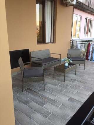 Гостевой дом House in the heart of Kobuleti Кобулети Двухместный номер Делюкс с 1 кроватью-2