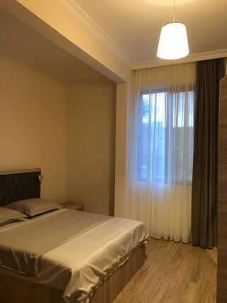 Гостевой дом House in the heart of Kobuleti Кобулети Двухместный номер Делюкс с 1 кроватью-5