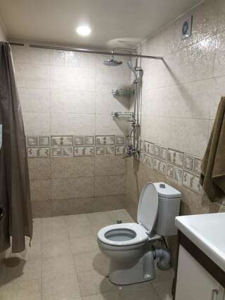 Гостевой дом House in the heart of Kobuleti Кобулети Двухместный номер Делюкс с 1 кроватью-8