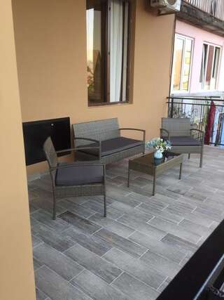 Гостевой дом House in the heart of Kobuleti Кобулети Двухместный номер Делюкс с 1 кроватью-19