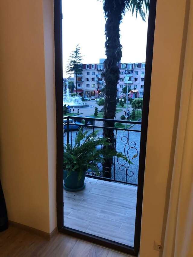 Гостевой дом House in the heart of Kobuleti Кобулети-30