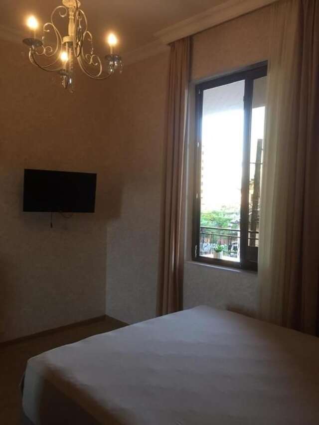 Гостевой дом House in the heart of Kobuleti Кобулети-38